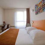 Cerise 公寓式酒店 3*