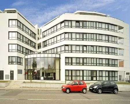 Cerise Aparthotel