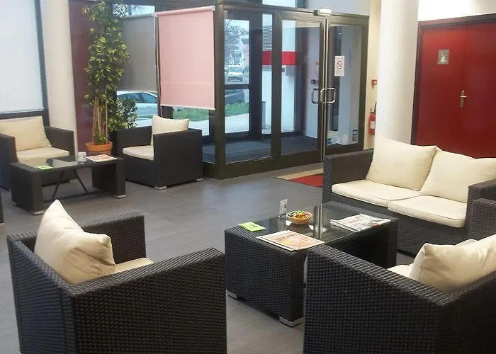 Cerise Apartmanhotel