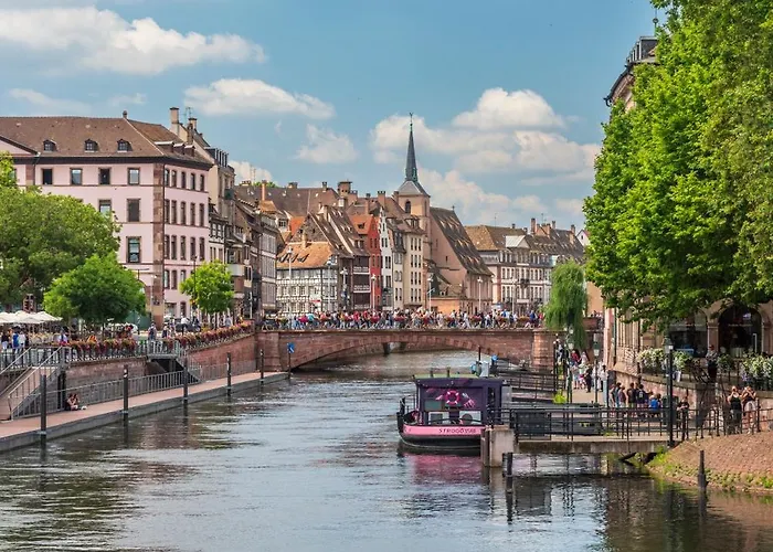 Cerise Apartmanhotel