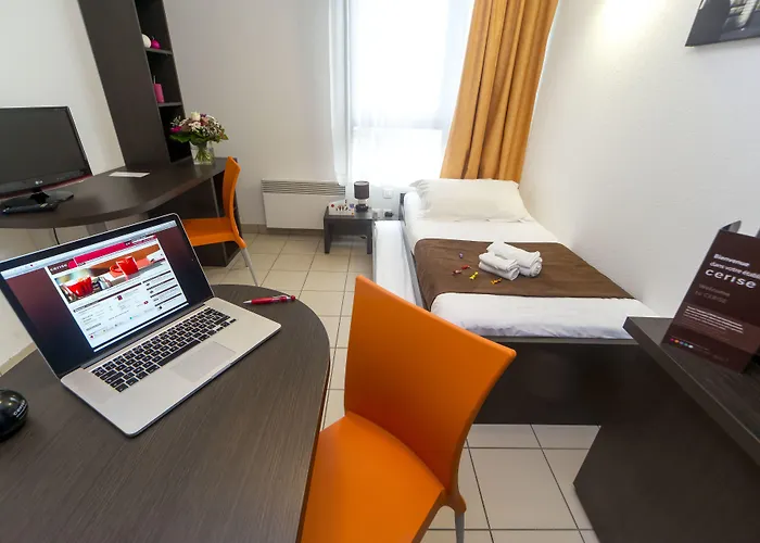 Cerise Apartmanhotel 3*