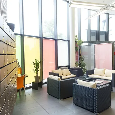 Cerise Aparthotel
