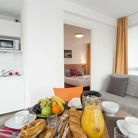 Cerise Aparthotel