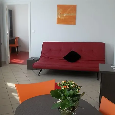 Cerise Aparthotel