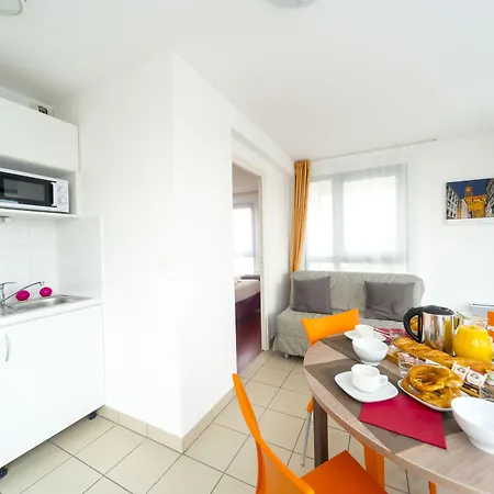 Cerise Aparthotel 3*