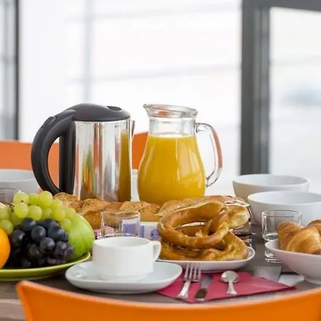 Cerise Aparthotel 3*